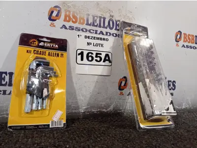 LOTE 165 - 01 KIT DE CHAVES INTERCAMBIÁVEIS MULTIFUNCIONAL E 01 KIT CHAVE ALLEN. (NO ESTADO) ATENÇÃO! FAZER A VISITAÇÃO ANTES DE ARREMATAR, NÃO SABEMOS SE FUNCIONA. LEILÃO NÃO TEM GARANTIA E NEM DEVOLUÇÃO, SUJEITO A POSSÍVEIS AVARIAS VISÍVEIS/OCULTAS E/OU AUSÊNCIA DE COMPONENTES.