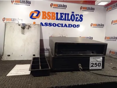 LOTE 250 - 02 GAVETAS PARA CAIXA. (NO ESTADO) ATENÇÃO! FAZER A VISITAÇÃO ANTES DE ARREMATAR, NÃO SABEMOS SE FUNCIONA. LEILÃO NÃO TEM GARANTIA E NEM DEVOLUÇÃO, SUJEITO A POSSÍVEIS AVARIAS VISÍVEIS/OCULTAS E/OU AUSÊNCIA DE COMPONENTES.