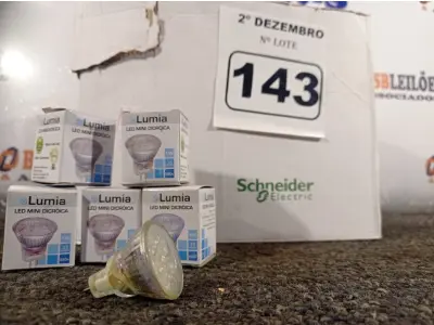 LOTE 143 - 01 LOTE COM APROXIMADAMENTE 80 LÂMPADAS DICROICA 1W 220V. (NO ESTADO) ATENÇÃO! FAZER A VISITAÇÃO ANTES DE ARREMATAR, NÃO SABEMOS SE FUNCIONA. LEILÃO NÃO TEM GARANTIA E NEM DEVOLUÇÃO, SUJEITO A POSSÍVEIS AVARIAS VISÍVEIS/OCULTAS E/OU AUSÊNCIA DE COMPONENTES.
