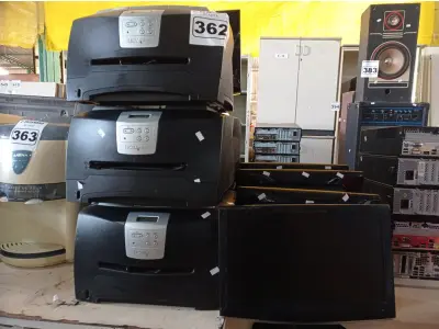 LOTE 362 - 05 IMPRESSORAS LEXMARK E342N E 05 MONITORES MARCAS E MODELOS DIVERSOS PARA RETIRADA DE PEÇAS. (NO ESTADO) ATENÇÃO! FAZER A VISITAÇÃO ANTES DE ARREMATAR, NÃO SABEMOS SE FUNCIONA. LEILÃO NÃO TEM GARANTIA E NEM DEVOLUÇÃO, SUJEITO A POSSÍVEIS AVARIAS VISÍVEIS/OCULTAS E/OU AUSÊNCIA DE COMPONENTES.