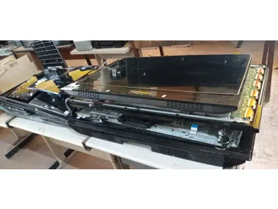 LOTE 355 - 01 LOTE COM VÁRIAS SUCATAS DE TV MARCAS E MODELOS DIVERSOS PARA RETIRADA DE PEÇAS. (NO ESTADO) ATENÇÃO! FAZER A VISITAÇÃO ANTES DE ARREMATAR, NÃO SABEMOS SE FUNCIONA. LEILÃO NÃO TEM GARANTIA E NEM DEVOLUÇÃO, SUJEITO A POSSÍVEIS AVARIAS VISÍVEIS/OCULTAS E/OU AUSÊNCIA DE COMPONENTES.