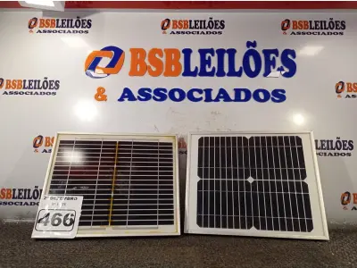 LOTE 466 - 02 PAINÉIS SOLARES 18V 10W.  (NO ESTADO) ATENÇÃO! FAZER A VISITAÇÃO ANTES DE ARREMATAR, NÃO SABEMOS SE FUNCIONA. LEILÃO NÃO TEM GARANTIA E NEM DEVOLUÇÃO, SUJEITO A POSSÍVEIS AVARIAS VISÍVEIS/OCULTAS E/OU AUSÊNCIA DE COMPONENTES.