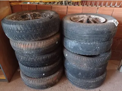 LOTE 416 - 12 RODAS PARA BETONEIRA. (NO ESTADO) ATENÇÃO! FAZER A VISITAÇÃO ANTES DE ARREMATAR, NÃO SABEMOS SE FUNCIONA. LEILÃO NÃO TEM GARANTIA E NEM DEVOLUÇÃO, SUJEITO A POSSÍVEIS AVARIAS VISÍVEIS/OCULTAS E/OU AUSÊNCIA DE COMPONENTES.