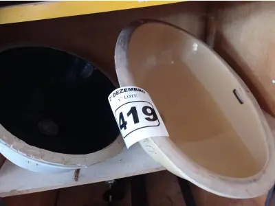LOTE 419 - 02 CUBAS PARA LAVATÓRIO MARCAS E MODELOS DIVERSOS. (NO ESTADO) ATENÇÃO! FAZER A VISITAÇÃO ANTES DE ARREMATAR, NÃO SABEMOS SE FUNCIONA. LEILÃO NÃO TEM GARANTIA E NEM DEVOLUÇÃO, SUJEITO A POSSÍVEIS AVARIAS VISÍVEIS/OCULTAS E/OU AUSÊNCIA DE COMPONENTES.