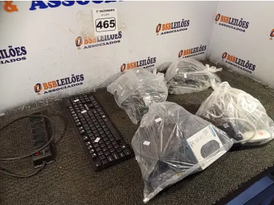 LOTE 465 - 01 LOTE COM PERIFÉRICOS DE INFORMÁTICA DIVERSOS. (NO ESTADO) ATENÇÃO! FAZER A VISITAÇÃO ANTES DE ARREMATAR, NÃO SABEMOS SE FUNCIONA. LEILÃO NÃO TEM GARANTIA E NEM DEVOLUÇÃO, SUJEITO A POSSÍVEIS AVARIAS VISÍVEIS/OCULTAS E/OU AUSÊNCIA DE COMPONENTES.