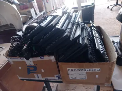 LOTE 474 - 01 LOTE COM VÁRIOS MOUSES E TECLADOS PARA PC MARCAS E MODELOS DIVERSOS. (NO ESTADO) ATENÇÃO! FAZER A VISITAÇÃO ANTES DE ARREMATAR, NÃO SABEMOS SE FUNCIONA. LEILÃO NÃO TEM GARANTIA E NEM DEVOLUÇÃO, SUJEITO A POSSÍVEIS AVARIAS VISÍVEIS/OCULTAS E/OU AUSÊNCIA DE COMPONENTES.