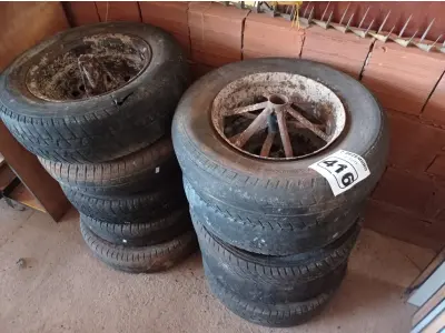 LOTE 416 - 12 RODAS PARA BETONEIRA. (NO ESTADO) ATENÇÃO! FAZER A VISITAÇÃO ANTES DE ARREMATAR, NÃO SABEMOS SE FUNCIONA. LEILÃO NÃO TEM GARANTIA E NEM DEVOLUÇÃO, SUJEITO A POSSÍVEIS AVARIAS VISÍVEIS/OCULTAS E/OU AUSÊNCIA DE COMPONENTES.