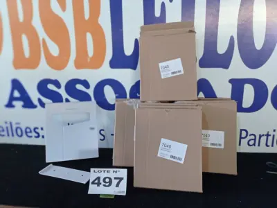 LOTE 497 - 09 - DISPENSER PARA PROTETOR DE ASSENTO SANITÁRIO (NO ESTADO, NÃO SABEMOS SE FUNCIONA. LEILÃO NÃO TEM GARANTIA E NEM DEVOLUÇÃO, SUJEITO A POSSÍVEIS AVARIAS VISÍVEIS/OCULTAS E/OU AUSÊNCIA DE COMPONENTES)