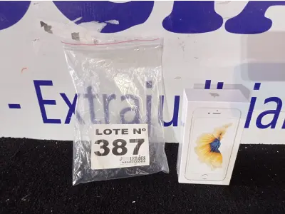 LOTE 387 - 01 - IPHONE 6S 32 GB DOURADO LACRADO (NO ESTADO, NÃO SABEMOS SE FUNCIONA. LEILÃO NÃO TEM GARANTIA E NEM DEVOLUÇÃO, SUJEITO A POSSÍVEIS AVARIAS VISÍVEIS/OCULTAS E/OU AUSÊNCIA DE COMPONENTES)