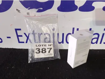 LOTE 387 - 01 - IPHONE 6S 32 GB DOURADO LACRADO (NO ESTADO, NÃO SABEMOS SE FUNCIONA. LEILÃO NÃO TEM GARANTIA E NEM DEVOLUÇÃO, SUJEITO A POSSÍVEIS AVARIAS VISÍVEIS/OCULTAS E/OU AUSÊNCIA DE COMPONENTES)