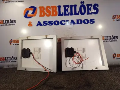 LOTE 292 - 02 PAINÉIS SOLARES 18V 10W. (NO ESTADO) ATENÇÃO! FAZER A VISITAÇÃO ANTES DE ARREMATAR, NÃO SABEMOS SE FUNCIONA. LEILÃO NÃO TEM GARANTIA E NEM DEVOLUÇÃO, SUJEITO A POSSÍVEIS AVARIAS VISÍVEIS/OCULTAS E/OU AUSÊNCIA DE COMPONENTES.