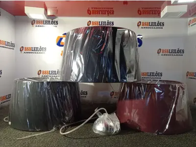 LOTE 168 - 03 LUMINÁRIAS PENDENTE SÃO PAULO. (NO ESTADO) ATENÇÃO! FAZER A VISITAÇÃO ANTES DE ARREMATAR, NÃO SABEMOS SE FUNCIONA. LEILÃO NÃO TEM GARANTIA E NEM DEVOLUÇÃO, SUJEITO A POSSÍVEIS AVARIAS VISÍVEIS/OCULTAS E/OU AUSÊNCIA DE COMPONENTES.