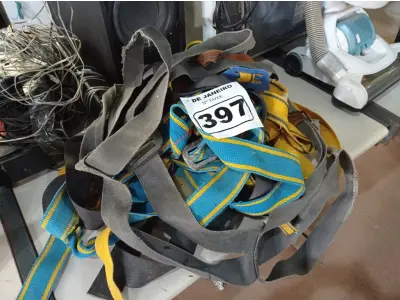 LOTE 397 - 05 CINTOS DE SEGURANÇA NO TRABALHO. (NO ESTADO) ATENÇÃO! FAZER A VISITAÇÃO ANTES DE ARREMATAR, NÃO SABEMOS SE FUNCIONA. LEILÃO NÃO TEM GARANTIA E NEM DEVOLUÇÃO, SUJEITO A POSSÍVEIS AVARIAS VISÍVEIS/OCULTAS E/OU AUSÊNCIA DE COMPONENTES.