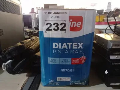 LOTE 232 - 01 LATA DE TINTA IQUINE DIATEX PINTA MAIS 18L FOSCO BASE “P”. (NO ESTADO) ATENÇÃO! FAZER A VISITAÇÃO ANTES DE ARREMATAR, NÃO SABEMOS SE FUNCIONA. LEILÃO NÃO TEM GARANTIA E NEM DEVOLUÇÃO, SUJEITO A POSSÍVEIS AVARIAS VISÍVEIS/OCULTAS E/OU AUSÊNCIA DE COMPONENTES.
