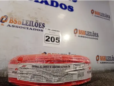 LOTE 205 - 01 ROLO DE CABO FLEXÍVEL 100M 1X4MM NA COR VERMELHA(NOVO). (NO ESTADO) ATENÇÃO! FAZER A VISITAÇÃO ANTES DE ARREMATAR, NÃO SABEMOS SE FUNCIONA. LEILÃO NÃO TEM GARANTIA E NEM DEVOLUÇÃO, SUJEITO A POSSÍVEIS AVARIAS VISÍVEIS/OCULTAS E/OU AUSÊNCIA DE COMPONENTES.