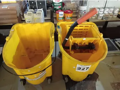 LOTE 227 - 01 FILTRO PARA PISCINA. (NO ESTADO) ATENÇÃO! FAZER A VISITAÇÃO ANTES DE ARREMATAR, NÃO SABEMOS SE FUNCIONA. LEILÃO NÃO TEM GARANTIA E NEM DEVOLUÇÃO, SUJEITO A POSSÍVEIS AVARIAS VISÍVEIS/OCULTAS E/OU AUSÊNCIA DE COMPONENTES.