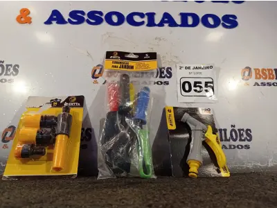 LOTE 055 - 01 KIT P/ JARDINAGEM. (NO ESTADO) ATENÇÃO! FAZER A VISITAÇÃO ANTES DE ARREMATAR, NÃO SABEMOS SE FUNCIONA. LEILÃO NÃO TEM GARANTIA E NEM DEVOLUÇÃO, SUJEITO A POSSÍVEIS AVARIAS VISÍVEIS/OCULTAS E/OU AUSÊNCIA DE COMPONENTES.