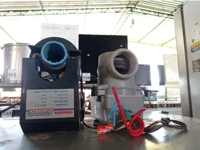 LOTE 444 - 02 AQUECEDORES PARA BANHEIRA DE HIDROMASSAGEM (NO ESTADO) ATENÇÃO! FAZER A VISITAÇÃO ANTES DE ARREMATAR, NÃO SABEMOS SE FUNCIONA. LEILÃO NÃO TEM GARANTIA E NEM DEVOLUÇÃO, SUJEITO A POSSÍVEIS AVARIAS VISÍVEIS/OCULTAS E/OU AUSÊNCIA DE COMPONENTES.
