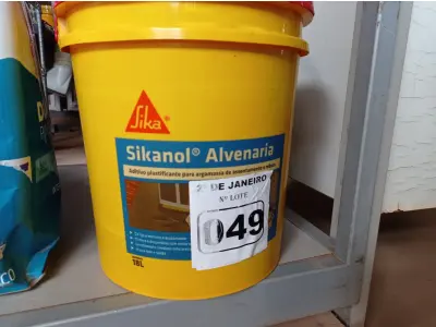 LOTE 049 - 01 BALDE DE SIKANOL ALVENARIA, ADITIVO PLASTIFICANTE PARA ARGAMASSA DE ASSENTAMENTO E REBOCO 18L. (NO ESTADO) ATENÇÃO! FAZER A VISITAÇÃO ANTES DE ARREMATAR, NÃO SABEMOS SE FUNCIONA. LEILÃO NÃO TEM GARANTIA E NEM DEVOLUÇÃO, SUJEITO A POSSÍVEIS AVARIAS VISÍVEIS/OCULTAS E/OU AUSÊNCIA DE COMPONENTES.