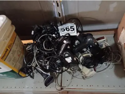 LOTE 565 - 01 LOTE COM VÁRIOS LEITORES DE CÓDIGO DE BARRAS MARCAS E MODELOS DIVERSOS. (NO ESTADO) ATENÇÃO! FAZER A VISITAÇÃO ANTES DE ARREMATAR, NÃO SABEMOS SE FUNCIONA. LEILÃO NÃO TEM GARANTIA E NEM DEVOLUÇÃO, SUJEITO A POSSÍVEIS AVARIAS VISÍVEIS/OCULTAS E/OU AUSÊNCIA DE COMPONENTES.