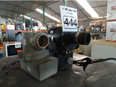 LOTE 444 - 02 AQUECEDORES PARA BANHEIRA DE HIDROMASSAGEM (NO ESTADO) ATENÇÃO! FAZER A VISITAÇÃO ANTES DE ARREMATAR, NÃO SABEMOS SE FUNCIONA. LEILÃO NÃO TEM GARANTIA E NEM DEVOLUÇÃO, SUJEITO A POSSÍVEIS AVARIAS VISÍVEIS/OCULTAS E/OU AUSÊNCIA DE COMPONENTES.