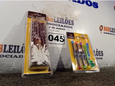 LOTE 045 - 01 KIT DE CHAVES DE PRECISÃO P/ MANUTENÇÃO DE CELULARES C/9 PEÇAS, 01 FORMÃO ¾’’ E 01 CHAVE COM 06 PONTAS INTERCAMBIÁVEIS. (NOVO) (NO ESTADO) ATENÇÃO! FAZER A VISITAÇÃO ANTES DE ARREMATAR, NÃO SABEMOS SE FUNCIONA. LEILÃO NÃO TEM GARANTIA E NEM DEVOLUÇÃO, SUJEITO A POSSÍVEIS AVARIAS VISÍVEIS/OCULTAS E/OU AUSÊNCIA DE COMPONENTES.