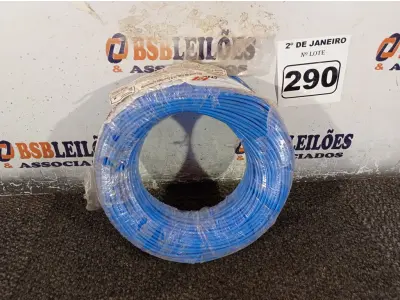 LOTE 290 - 01 ROLO DE CABO FLEXÍVEL 100M 1X4,00MM NA COR AZUL. (NOVO)(NO ESTADO) ATENÇÃO! FAZER A VISITAÇÃO ANTES DE ARREMATAR, NÃO SABEMOS SE FUNCIONA. LEILÃO NÃO TEM GARANTIA E NEM DEVOLUÇÃO, SUJEITO A POSSÍVEIS AVARIAS VISÍVEIS/OCULTAS E/OU AUSÊNCIA DE COMPONENTES.