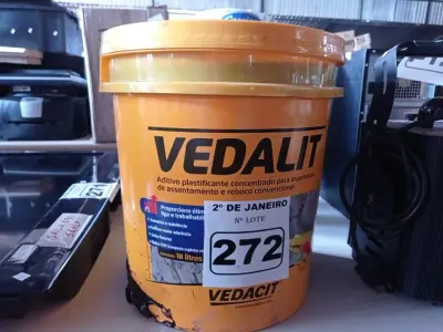 LOTE 272 - 01 BALDE DE VEDACIT, ADITIVO IMPERMEABILIZANTE PARA CONCRETOS E ARGAMASSAS 18L. (NO ESTADO) ATENÇÃO! FAZER A VISITAÇÃO ANTES DE ARREMATAR, NÃO SABEMOS SE FUNCIONA. LEILÃO NÃO TEM GARANTIA E NEM DEVOLUÇÃO, SUJEITO A POSSÍVEIS AVARIAS VISÍVEIS/OCULTAS E/OU AUSÊNCIA DE COMPONENTES.