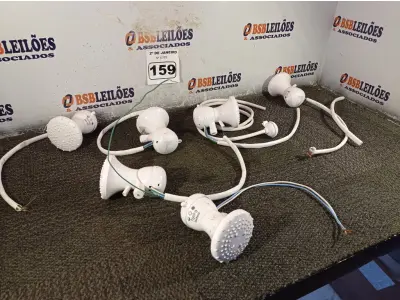 LOTE 159 - 06 CHUVEIROS MARCAS E MODELOS DIVERSOS. (NO ESTADO) ATENÇÃO! FAZER A VISITAÇÃO ANTES DE ARREMATAR, NÃO SABEMOS SE FUNCIONA. LEILÃO NÃO TEM GARANTIA E NEM DEVOLUÇÃO, SUJEITO A POSSÍVEIS AVARIAS VISÍVEIS/OCULTAS E/OU AUSÊNCIA DE COMPONENTES.