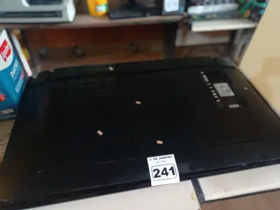 LOTE 241 - 02 TV’S MARCAS E MODELOS DIVERSOS PARA RETIRADA DE PEÇAS. (NO ESTADO) ATENÇÃO! FAZER A VISITAÇÃO ANTES DE ARREMATAR, NÃO SABEMOS SE FUNCIONA. LEILÃO NÃO TEM GARANTIA E NEM DEVOLUÇÃO, SUJEITO A POSSÍVEIS AVARIAS VISÍVEIS/OCULTAS E/OU AUSÊNCIA DE COMPONENTES.