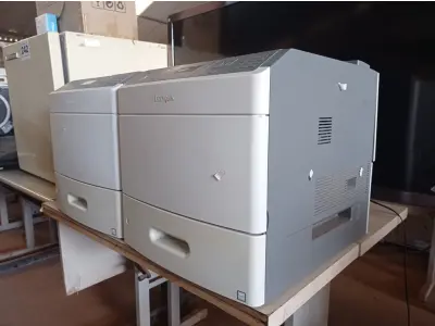 LOTE 244 - 02 IMPRESSORAS IMPRESSORA A LASER LEXMARK T654DN. (NO ESTADO) ATENÇÃO! FAZER A VISITAÇÃO ANTES DE ARREMATAR, NÃO SABEMOS SE FUNCIONA. LEILÃO NÃO TEM GARANTIA E NEM DEVOLUÇÃO, SUJEITO A POSSÍVEIS AVARIAS VISÍVEIS/OCULTAS E/OU AUSÊNCIA DE COMPONENTES.