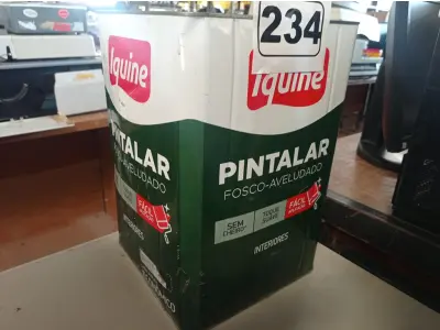 LOTE 234 - 01 LATA DE TINTA IQUINE PINTALAR FOSCO AVELUDADO 18L VERDE PISCINA. (NO ESTADO) ATENÇÃO! FAZER A VISITAÇÃO ANTES DE ARREMATAR, NÃO SABEMOS SE FUNCIONA. LEILÃO NÃO TEM GARANTIA E NEM DEVOLUÇÃO, SUJEITO A POSSÍVEIS AVARIAS VISÍVEIS/OCULTAS E/OU AUSÊNCIA DE COMPONENTES.