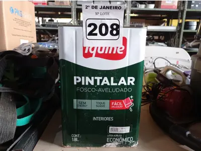 LOTE 208 - 01 LATA DE TINTA IQUINE PINTALAR FOSCO AVELUDADO 18L MARFIM. (NO ESTADO) ATENÇÃO! FAZER A VISITAÇÃO ANTES DE ARREMATAR, NÃO SABEMOS SE FUNCIONA. LEILÃO NÃO TEM GARANTIA E NEM DEVOLUÇÃO, SUJEITO A POSSÍVEIS AVARIAS VISÍVEIS/OCULTAS E/OU AUSÊNCIA DE COMPONENTES.