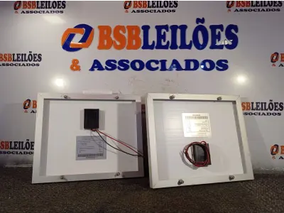 LOTE 276 - 02 PAINÉIS SOLARES 18V 10W.  (NO ESTADO) ATENÇÃO! FAZER A VISITAÇÃO ANTES DE ARREMATAR, NÃO SABEMOS SE FUNCIONA. LEILÃO NÃO TEM GARANTIA E NEM DEVOLUÇÃO, SUJEITO A POSSÍVEIS AVARIAS VISÍVEIS/OCULTAS E/OU AUSÊNCIA DE COMPONENTES.