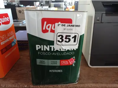 LOTE 351 - 01 LATA DE TINTA IQUINE PINTALAR FOSCO AVELUDADO 18L COR VERDE PISCINA. (NO ESTADO) ATENÇÃO! FAZER A VISITAÇÃO ANTES DE ARREMATAR, NÃO SABEMOS SE FUNCIONA. LEILÃO NÃO TEM GARANTIA E NEM DEVOLUÇÃO, SUJEITO A POSSÍVEIS AVARIAS VISÍVEIS/OCULTAS E/OU AUSÊNCIA DE COMPONENTES.