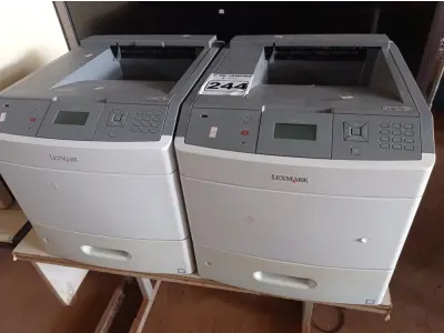 LOTE 244 - 02 IMPRESSORAS IMPRESSORA A LASER LEXMARK T654DN. (NO ESTADO) ATENÇÃO! FAZER A VISITAÇÃO ANTES DE ARREMATAR, NÃO SABEMOS SE FUNCIONA. LEILÃO NÃO TEM GARANTIA E NEM DEVOLUÇÃO, SUJEITO A POSSÍVEIS AVARIAS VISÍVEIS/OCULTAS E/OU AUSÊNCIA DE COMPONENTES.