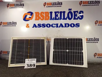 LOTE 389 - 02 PAINÉIS SOLARES 18V 10W.  (NO ESTADO) ATENÇÃO! FAZER A VISITAÇÃO ANTES DE ARREMATAR, NÃO SABEMOS SE FUNCIONA. LEILÃO NÃO TEM GARANTIA E NEM DEVOLUÇÃO, SUJEITO A POSSÍVEIS AVARIAS VISÍVEIS/OCULTAS E/OU AUSÊNCIA DE COMPONENTES.