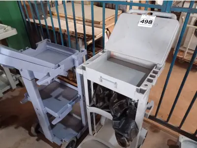 LOTE 498 - 02 CARRINHOS PARA LIMPEZA INDUSTRIAL INCOMPLETO. (NO ESTADO) ATENÇÃO! FAZER A VISITAÇÃO ANTES DE ARREMATAR, NÃO SABEMOS SE FUNCIONA. LEILÃO NÃO TEM GARANTIA E NEM DEVOLUÇÃO, SUJEITO A POSSÍVEIS AVARIAS VISÍVEIS/OCULTAS E/OU AUSÊNCIA DE COMPONENTES.