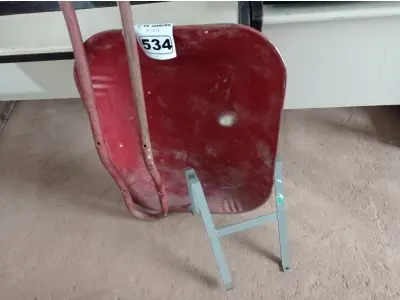 LOTE 534 - 01 CARRINHO DE MAO INCOMPLETO. (NO ESTADO) ATENÇÃO! FAZER A VISITAÇÃO ANTES DE ARREMATAR, NÃO SABEMOS SE FUNCIONA. LEILÃO NÃO TEM GARANTIA E NEM DEVOLUÇÃO, SUJEITO A POSSÍVEIS AVARIAS VISÍVEIS/OCULTAS E/OU AUSÊNCIA DE COMPONENTES.