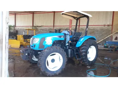 LOTE 508 - 01 TRATOR DE RODA LS U 80 ANO 2019, 4X4 HORIMETRO 860 HORAS, TEM QUE FAZER O MOTOR (MOTOR FUNDIDO FALTANDO PEÇAS) (NO ESTADO)(RETIRADA EM GOIÂNIA)(AGENDAR VISTORIA EM GOIÂNIA¨. 61-98153-0503 JÚNIOR)