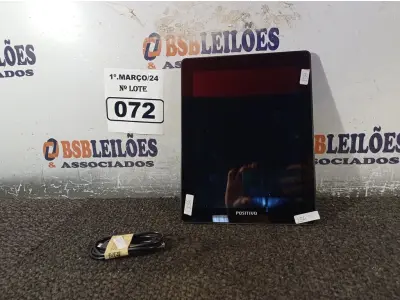 LOTE 072 - 01 TABLET MARCA POSITIVO COM CABO. (NO ESTADO) ATENÇÃO! FAZER A VISITAÇÃO ANTES DE ARREMATAR, NÃO SABEMOS SE FUNCIONA. LEILÃO NÃO TEM GARANTIA E NEM DEVOLUÇÃO, SUJEITO A POSSÍVEIS AVARIAS VISÍVEIS/OCULTAS E/OU AUSÊNCIA DE COMPONENTES.