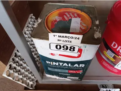 LOTE 098 - 01 BALDE DE TINTA IQUINE PINTALAR FOSCO AVELUDADO 18L NA COR VERDE PISCINA. (NO ESTADO) ATENÇÃO! FAZER A VISITAÇÃO ANTES DE ARREMATAR, NÃO SABEMOS SE FUNCIONA. LEILÃO NÃO TEM GARANTIA E NEM DEVOLUÇÃO, SUJEITO A POSSÍVEIS AVARIAS VISÍVEIS/OCULTAS E/OU AUSÊNCIA DE COMPONENTES.
