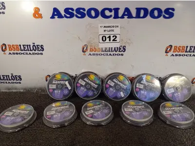 LOTE 012 - 01 LOTE COM APROXIMADAMENTE 100 MÍDIAS DE BLUE RAY MAX PRINT. (NO ESTADO) ATENÇÃO! FAZER A VISITAÇÃO ANTES DE ARREMATAR, NÃO SABEMOS SE FUNCIONA. LEILÃO NÃO TEM GARANTIA E NEM DEVOLUÇÃO, SUJEITO A POSSÍVEIS AVARIAS VISÍVEIS/OCULTAS E/OU AUSÊNCIA DE COMPONENTES.