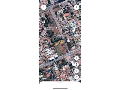 LOTE 001 - 01 LOTE COMERCIAL COM 1.015M², MURADO APENAS NA FRENTE E ATRÁS, ESCRITURA PÚBLICA DE POSSE, LIVRO 3266, FOLHAS 129 NO CARTÓRIO DO 4º OFÍCIO DE NOTAS/DF. LOCALIZADO NA RUA 10 ESQUINA COM RUA 07 CHÁCARA 324 LOTE 05, NA COLÔNIA AGRÍCOLA VICENTE PIRES - DF (NO ESTADO)