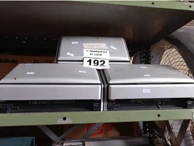 LOTE 192 - 05 SCANNER MARCAS FUJITSU. (NO ESTADO) ATENÇÃO! FAZER A VISITAÇÃO ANTES DE ARREMATAR, NÃO SABEMOS SE FUNCIONA. LEILÃO NÃO TEM GARANTIA E NEM DEVOLUÇÃO, SUJEITO A POSSÍVEIS AVARIAS VISÍVEIS/OCULTAS E/OU AUSÊNCIA DE COMPONENTES.