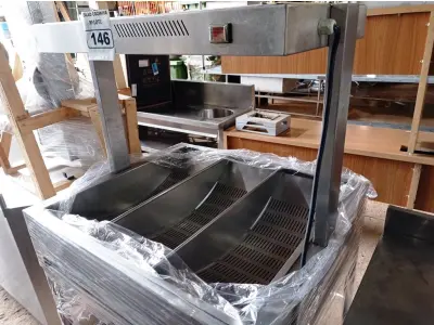 LOTE 146 - 01 AQUECEDOR DE BATATAS/SALGADOS INDUSTRIAL EM AÇO INOX COM 03 BOJOS PARA FEST FOOD. (NO ESTADO, NÃO SABEMOS SE FUNCIONA. LEILÃO NÃO TEM GARANTIA E NEM DEVOLUÇÃO).