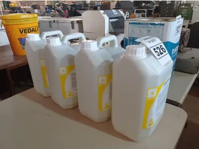LOTE 526 - 20 LITROS DE DESINFETANTE HOSPITALAR PARA SUPERFÍCIES FIXAS E ARTIGOS NÃO CÍTRICOS. (NO ESTADO) ATENÇÃO! FAZER A VISITAÇÃO ANTES DE ARREMATAR, NÃO SABEMOS SE FUNCIONA. LEILÃO NÃO TEM GARANTIA E NEM DEVOLUÇÃO, SUJEITO A POSSÍVEIS AVARIAS VISÍVEIS/OCULTAS E/OU AUSÊNCIA DE COMPONENTES.