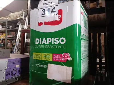 LOTE 314 - 01 LATA DE TINTA IQUINE DIAPISO 18L NA COR VERMELHA. (NO ESTADO) ATENÇÃO! FAZER A VISITAÇÃO ANTES DE ARREMATAR, NÃO SABEMOS SE FUNCIONA. LEILÃO NÃO TEM GARANTIA E NEM DEVOLUÇÃO, SUJEITO A POSSÍVEIS AVARIAS VISÍVEIS/OCULTAS E/OU AUSÊNCIA DE COMPONENTES.