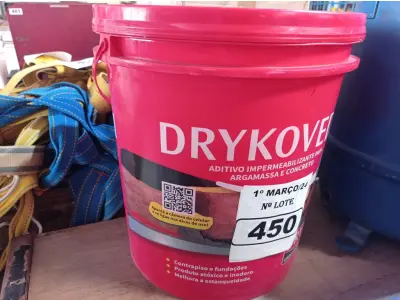 LOTE 450 - 01 BALDE DE DRYKOVEDA, ADITIVO IMPERMEABILIZANTE PARA ARGAMASSA E CONCRETO 18L. (NO ESTADO) ATENÇÃO! FAZER A VISITAÇÃO ANTES DE ARREMATAR, NÃO SABEMOS SE FUNCIONA. LEILÃO NÃO TEM GARANTIA E NEM DEVOLUÇÃO, SUJEITO A POSSÍVEIS AVARIAS VISÍVEIS/OCULTAS E/OU AUSÊNCIA DE COMPONENTES.
