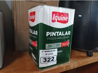 LOTE 322 - 01 LATA DE TINTA IQUINE PINTALAR FOSCO AVELUDADO 18L NA COR VERDE PISCINA. (NO ESTADO) ATENÇÃO! FAZER A VISITAÇÃO ANTES DE ARREMATAR, NÃO SABEMOS SE FUNCIONA. LEILÃO NÃO TEM GARANTIA E NEM DEVOLUÇÃO, SUJEITO A POSSÍVEIS AVARIAS VISÍVEIS/OCULTAS E/OU AUSÊNCIA DE COMPONENTES.